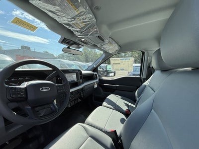 2025 Ford Super Duty F-550 DRW Base