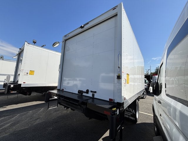 2025 Ford Chassis Cab F-550® XL