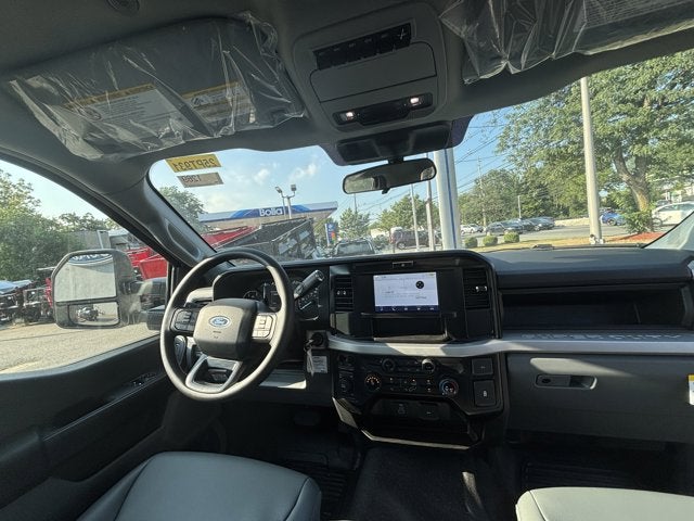 2025 Ford Chassis Cab F-600® XL
