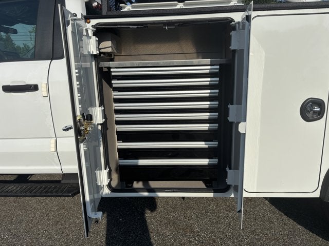 2025 Ford Chassis Cab F-600® XL