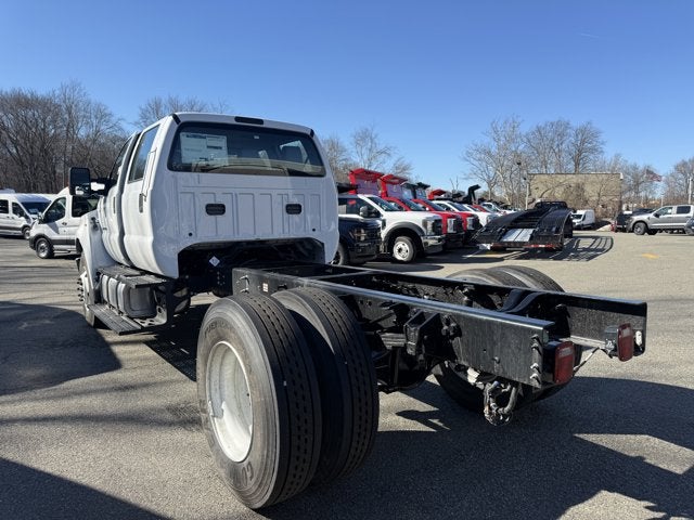 2027 Ford F-650-750 F-650 SD Diesel Straight Frame