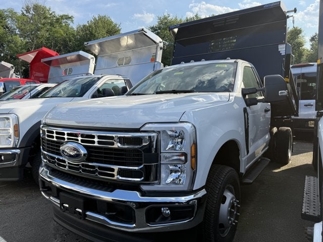 2026 Ford Chassis Cab F-350® XL