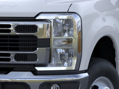 2025 Ford Chassis Cab F-350® XL