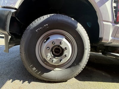 2024 Ford Chassis Cab F-350® XL