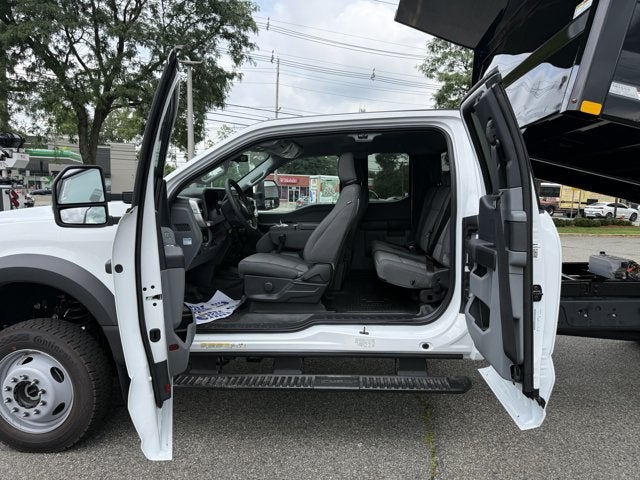 2026 Ford Super Duty F-550 DRW Base