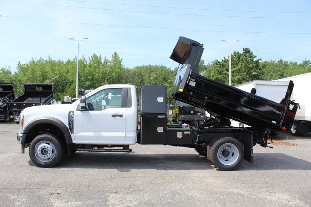 2025 Ford Chassis Cab F-550® XL