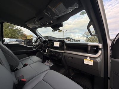 2025 Ford Chassis Cab F-550® XL
