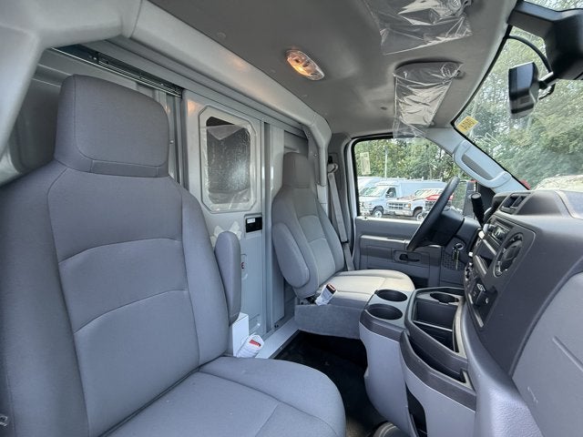 2026 Ford Econoline Cutaway E-350 SRW