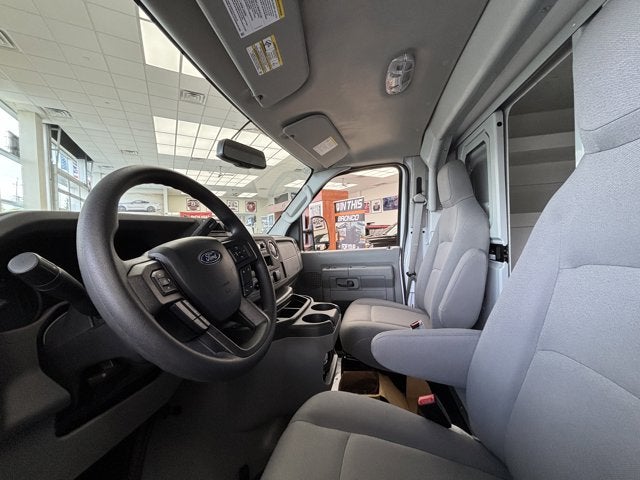 2025 Ford Econoline Cutaway E-350 SRW