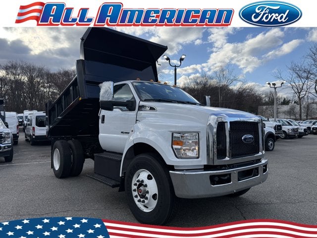2026 Ford F750 Base