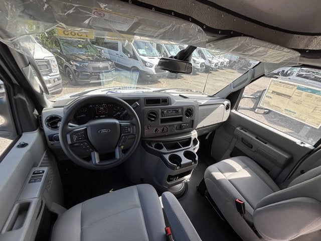 2026 Ford Econoline Cutaway E-450 DRW