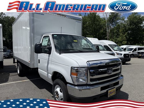 2027 Ford Econoline Cutaway E-450 DRW