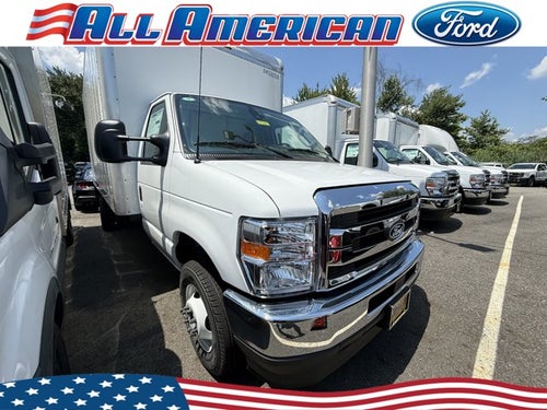 2027 Ford E-Series Cutaway E-450 DRW