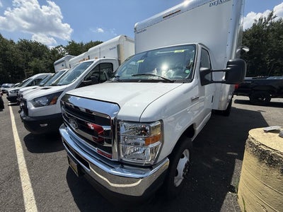 2027 Ford E-Series Cutaway E-450 DRW