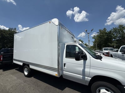 2027 Ford Econoline Cutaway E-450 DRW