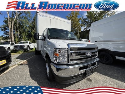 2026 Ford Econoline Cutaway E-450 DRW