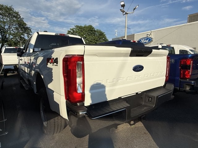 2026 Ford Super Duty F-350® XL