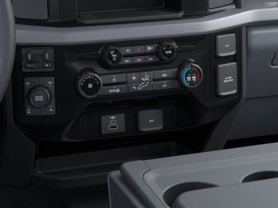 2026 Ford Super Duty F-350® XLT