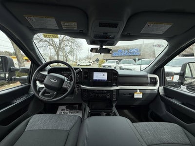 2026 Ford Super Duty F-350® XLT