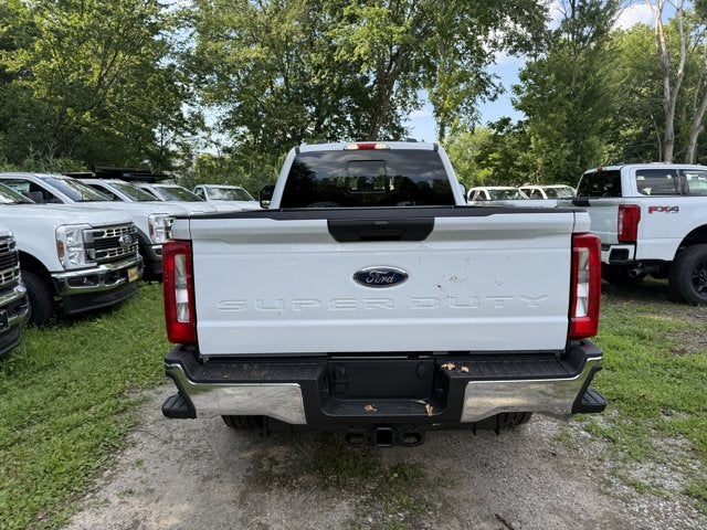 2026 Ford Super Duty F-350® XLT