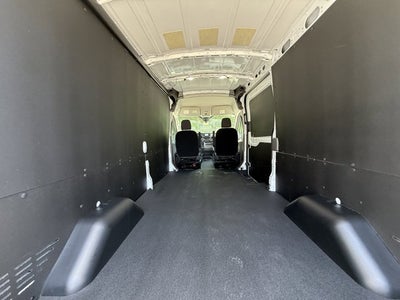 2025 Ford Transit Cargo Van Base