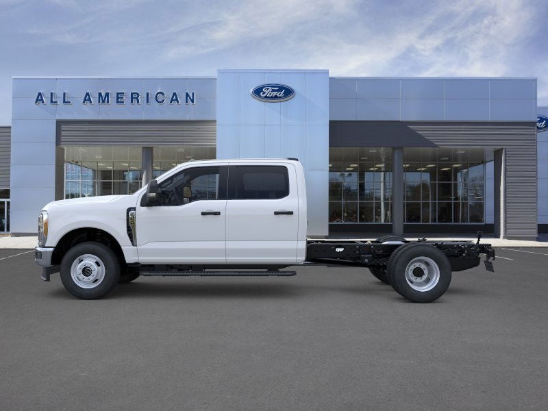 2026 Ford Super Duty F-350 DRW XL