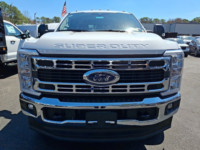 2026 Ford Super Duty F-350 DRW XL