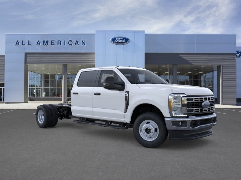 2026 Ford Super Duty F-350 DRW XL