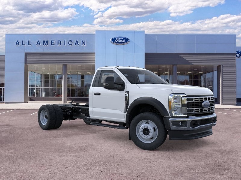 2026 Ford Super Duty F-550 DRW XLT