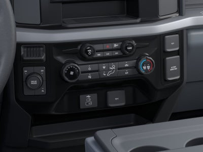 2026 Ford Super Duty F-550 DRW XLT