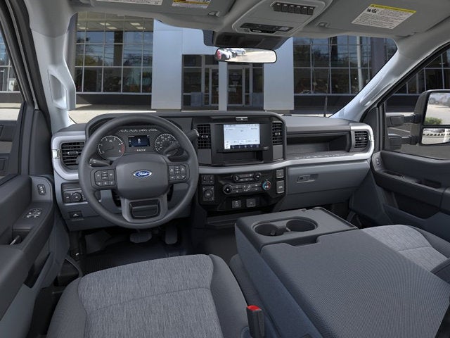 2026 Ford Super Duty F-550 DRW XL