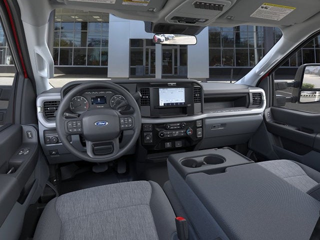 2026 Ford Super Duty F-550 DRW XL