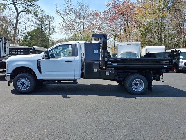 2025 Ford Super Duty F-350 DRW XL Dump Body w/ L Pack