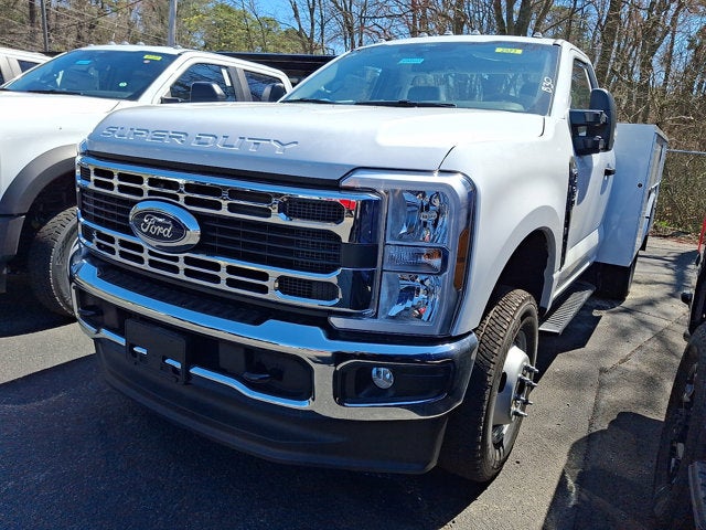 2026 Ford Super Duty F-350 DRW XL