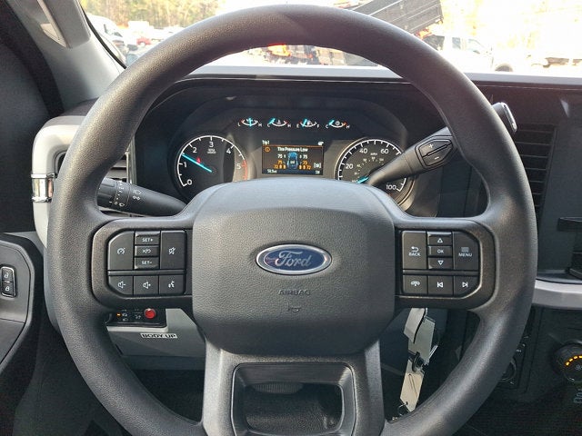 2026 Ford Super Duty F-550 DRW XL 12 FT HD Stakeless Landscaper