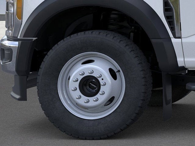 2026 Ford Super Duty F-550 DRW XLT