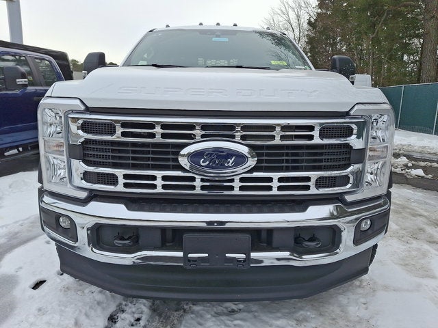 2026 Ford Super Duty F-550 DRW XLT