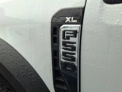 2026 Ford Super Duty F-550 DRW XL 9 3/4 Dump w/ Buyers LPAK