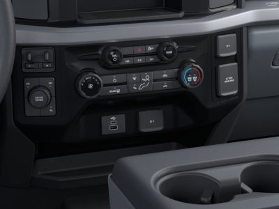 2026 Ford Super Duty F-550 DRW XLT