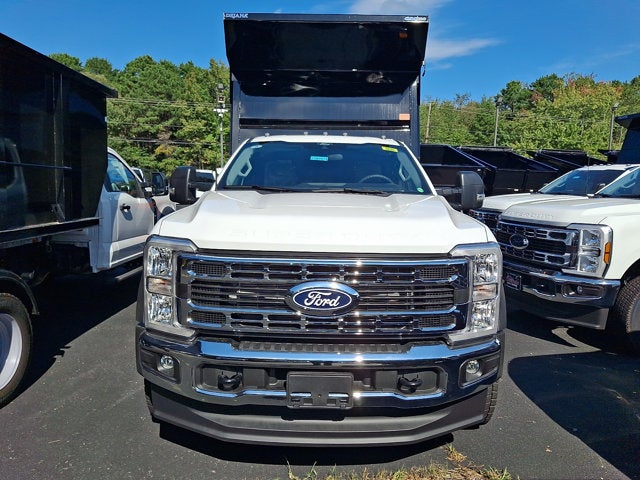 2027 Ford Super Duty F-550 DRW XLT
