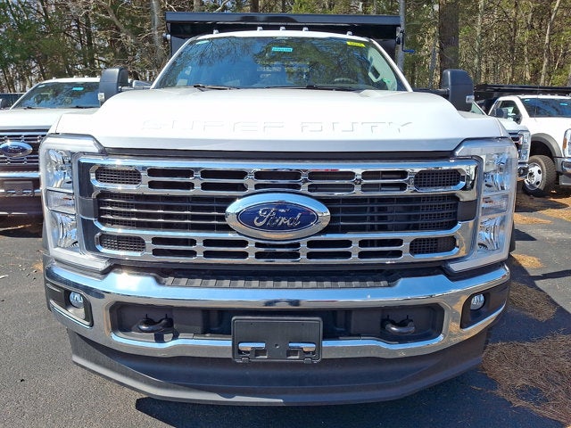 2026 Ford Super Duty F-550 DRW XL