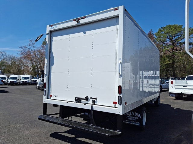 2027 Ford E-Series Cutaway Base