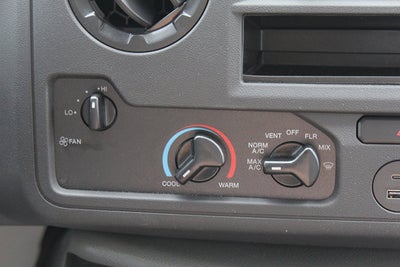 2026 Ford E-Series Cutaway 12 FT Aerocell Box