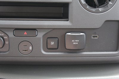 2026 Ford E-Series Cutaway 12 FT Aerocell Box